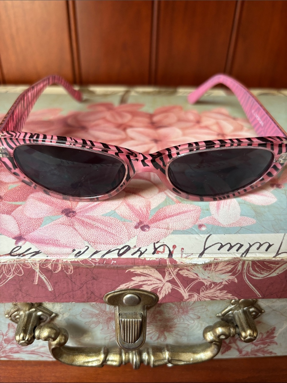 vintage A.J. Morgan "Crazy Cat's Eye" Pink Zebra Sunglasses